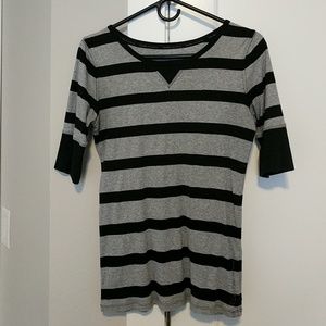 Calvin Klein black & gray stripe 1/2 sleeve top, M